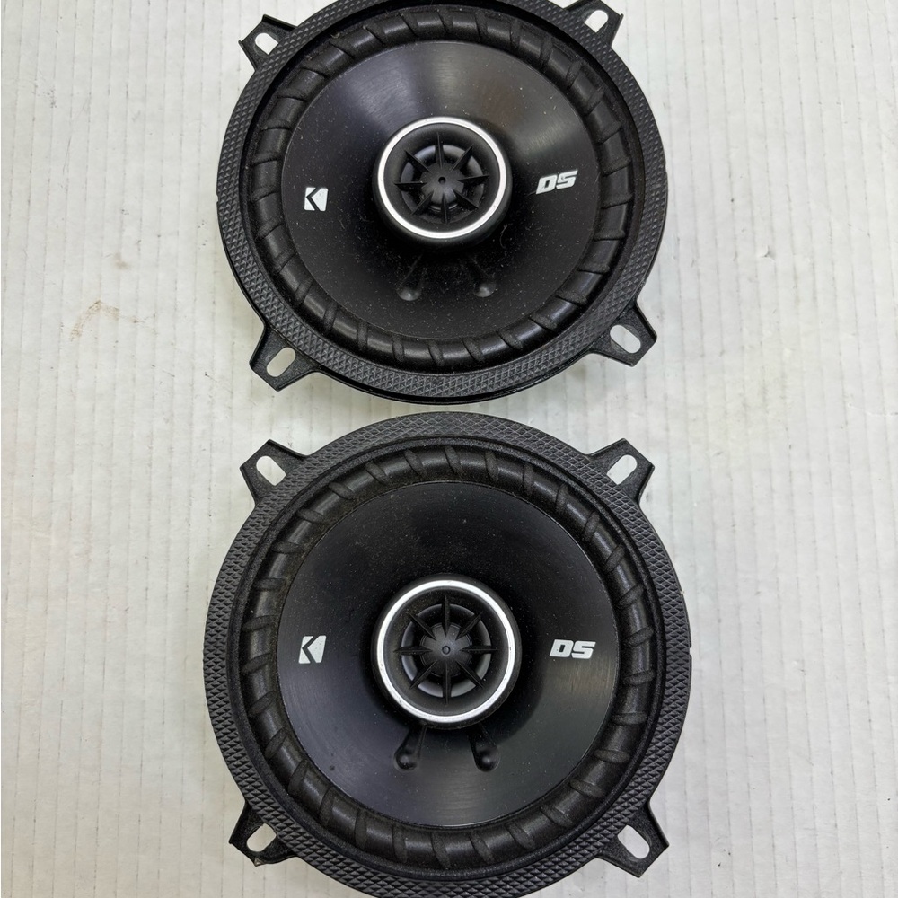 Kicker 43DSC504 DS Series 5-1/4" 2-Way Car Speakers Tested & Working